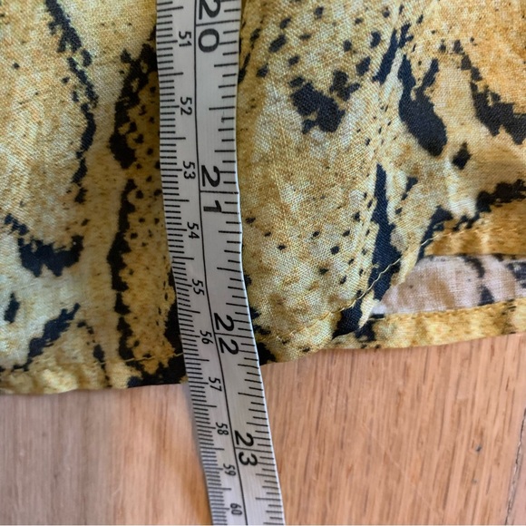 Women’s FRAME Ramie Cotton Blend Snakeskin Print Off Shoulder Blouse Size Large - Picture 14 of 14